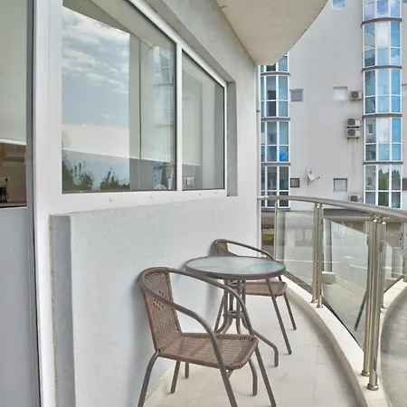 Apartment евксиновград, една спалня - безплатен паркинг,